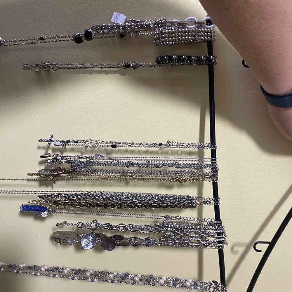 Lia sophia lot. Over 20 necklaces